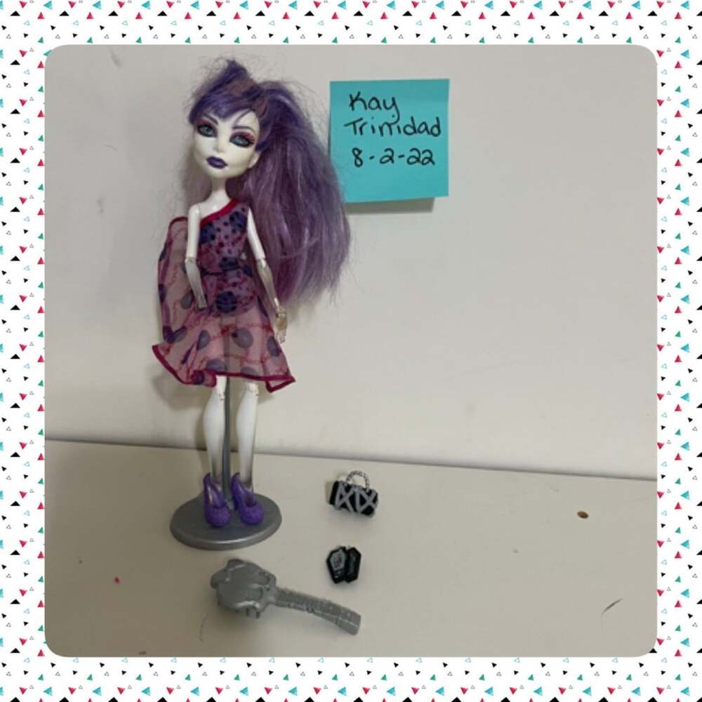 Monster High Dot Dead Gorgeous Spectra Vondergeist